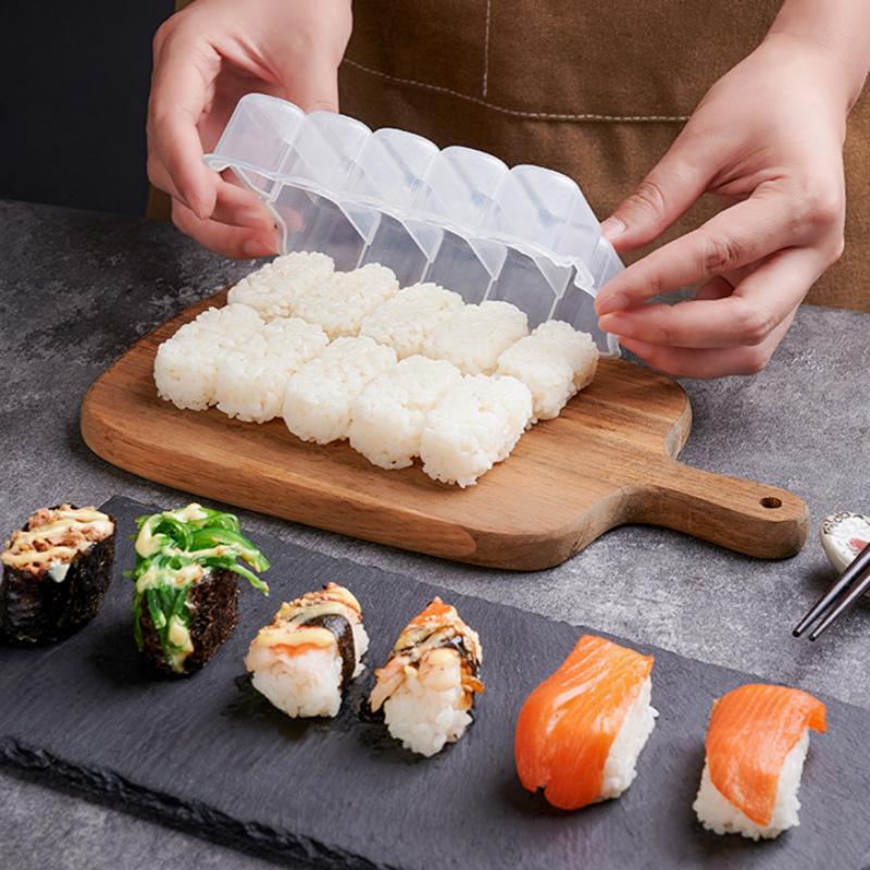 Molde para Bolas de Arroz con  - Rice Ball Mold reseña y precio